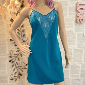 Victoria's Secret Vintage Gold Label Teal Blue
Slip Dress sz M